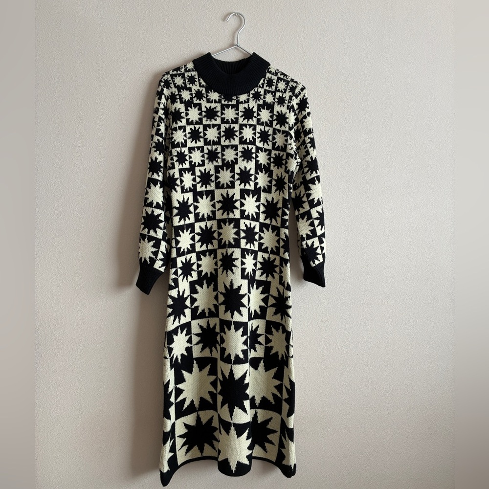 FARM Rio Black & Cream Star Knit Maxi Dress
